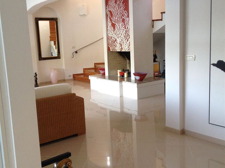 膳宿费 Villa Almadria Luxury Bed & Breakfast Adults Only