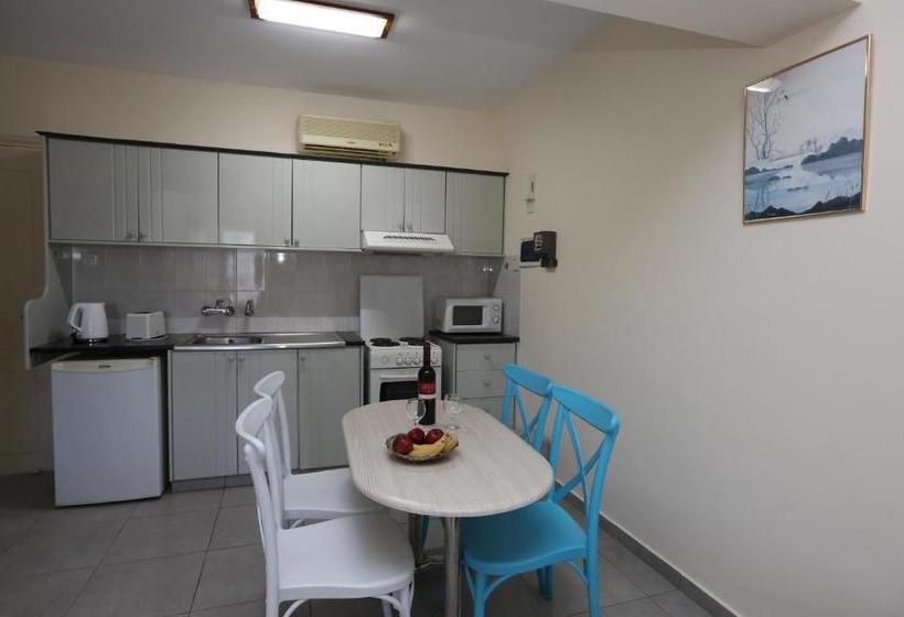 Sunquest Gardens Holiday Resort