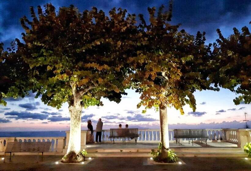 ベッドアンドブレックファースト La Casa In Piazza