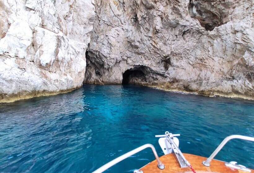 ベッドアンドブレックファースト La Casa In Piazza