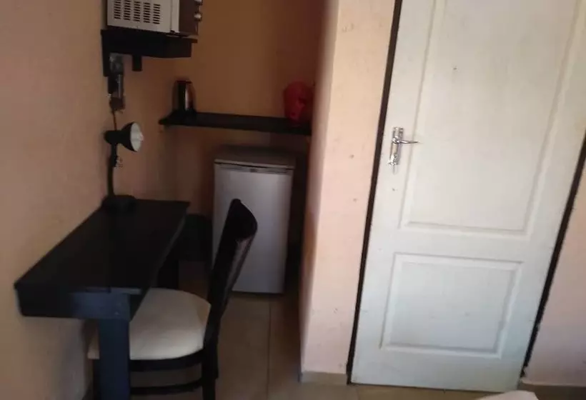 تختخواب و صبحانه Teklos Bnb