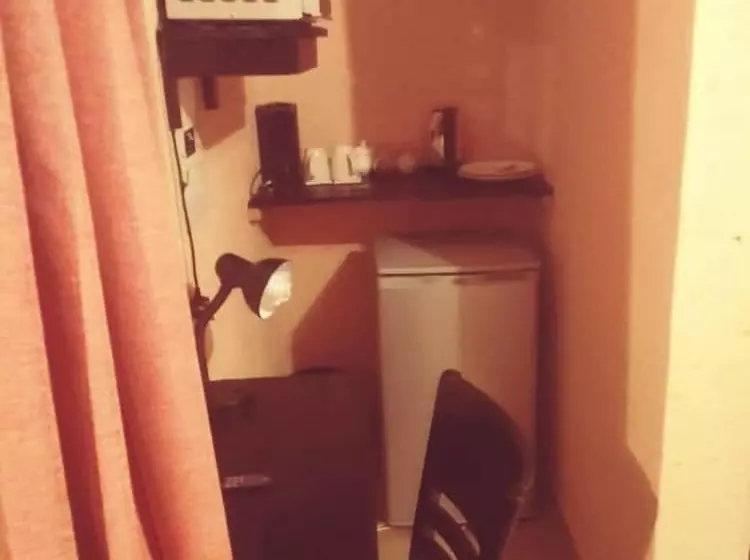 تختخواب و صبحانه Teklos Bnb