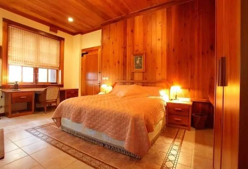 تختخواب و صبحانه Tung Lodge   Miaoli Branch