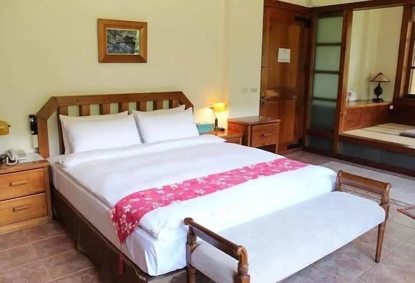 تختخواب و صبحانه Tung Lodge   Miaoli Branch