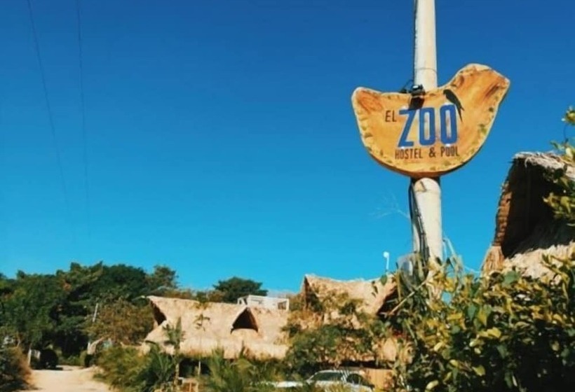 El Zoo Hostel & Pool