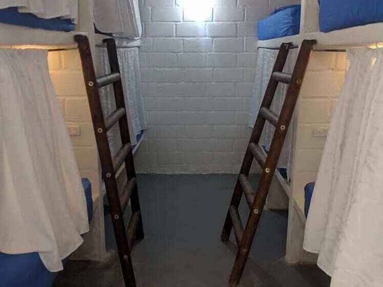 El Zoo Hostel & Pool