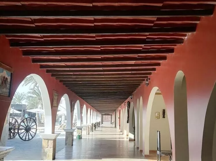 Hacienda Hotel Macacona