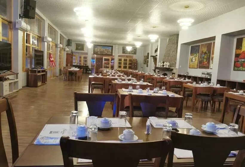 Hacienda Hotel Macacona