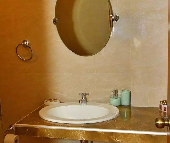 Hacienda Hotel Macacona