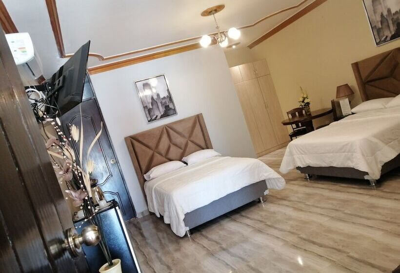 Hacienda Hotel Macacona