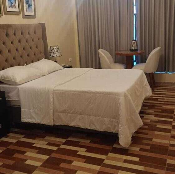 Hacienda Hotel Macacona