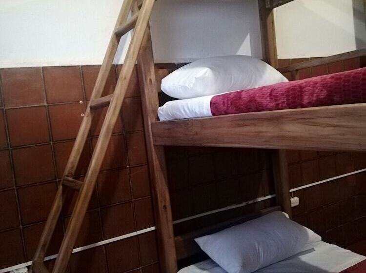 Hostal Cq Candelaria Hostel