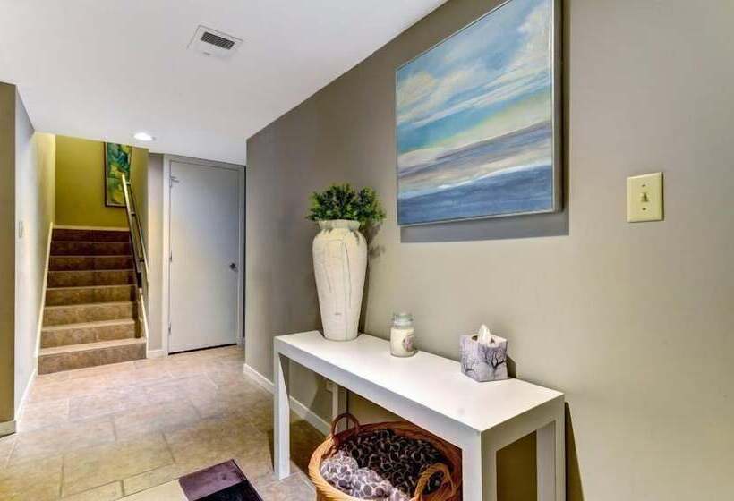 호텔 1362 Shipwatch