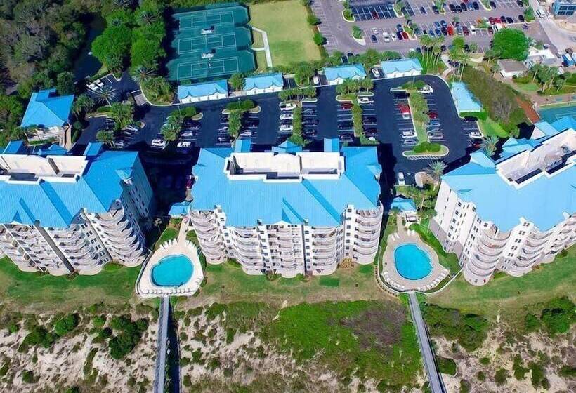 Отель 81 Ocean Place