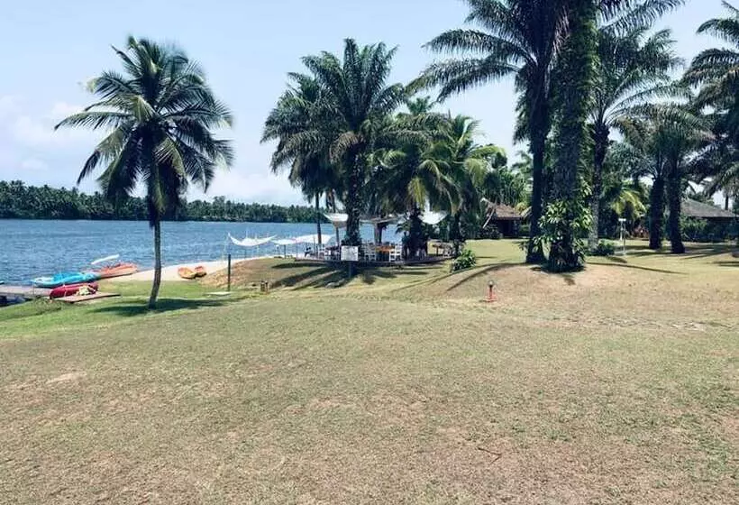 هتل African Queen Lodge