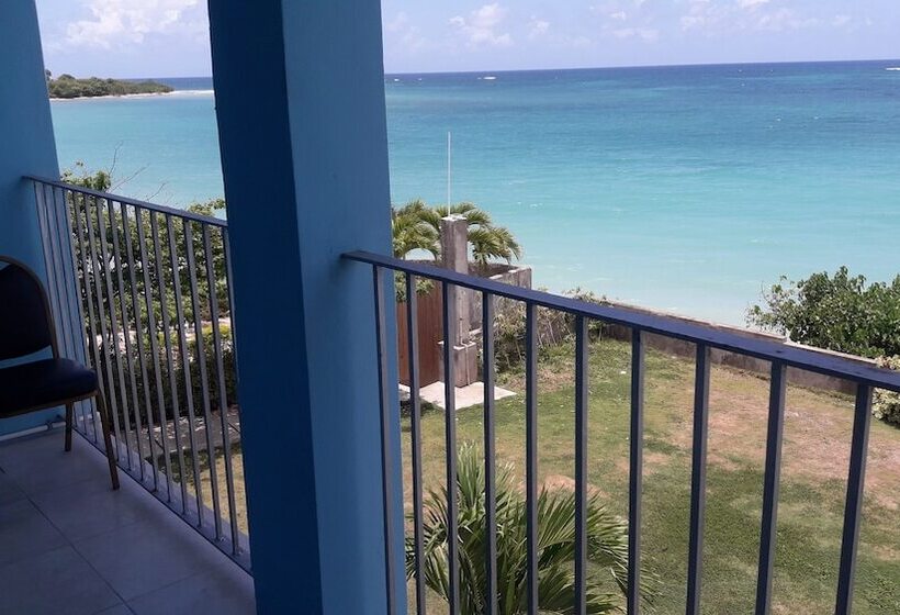 هتل Golden Shore Resort