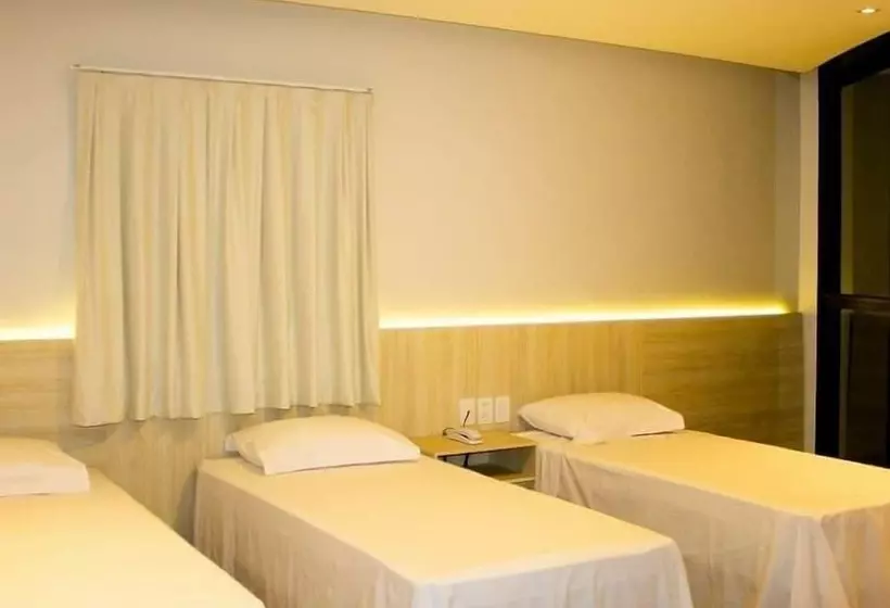 ホテル J & Y