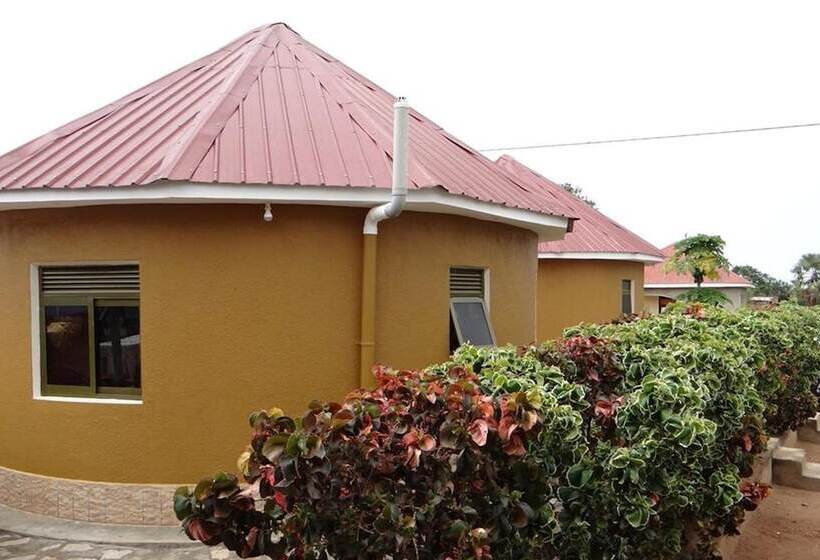 هتل Kalalo Cottage Inn