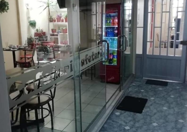 هتل La Posada De Valdez