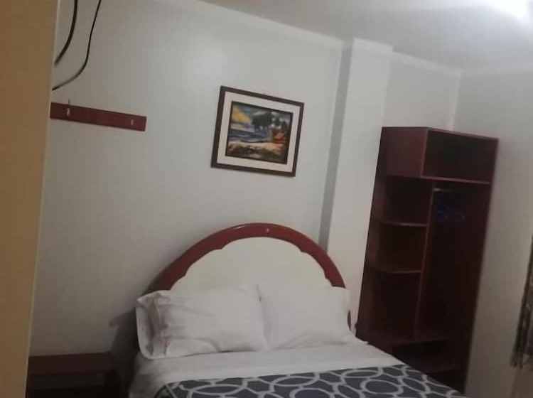 هتل La Posada De Valdez