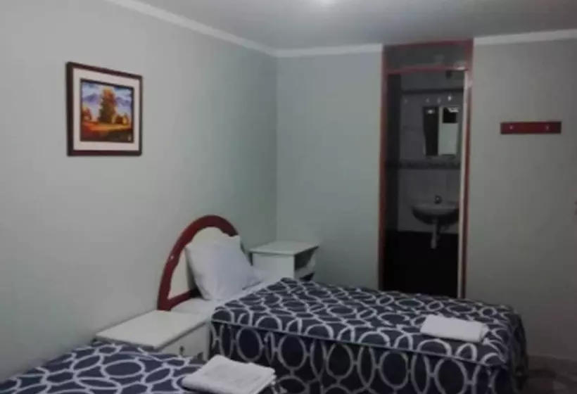 هتل La Posada De Valdez