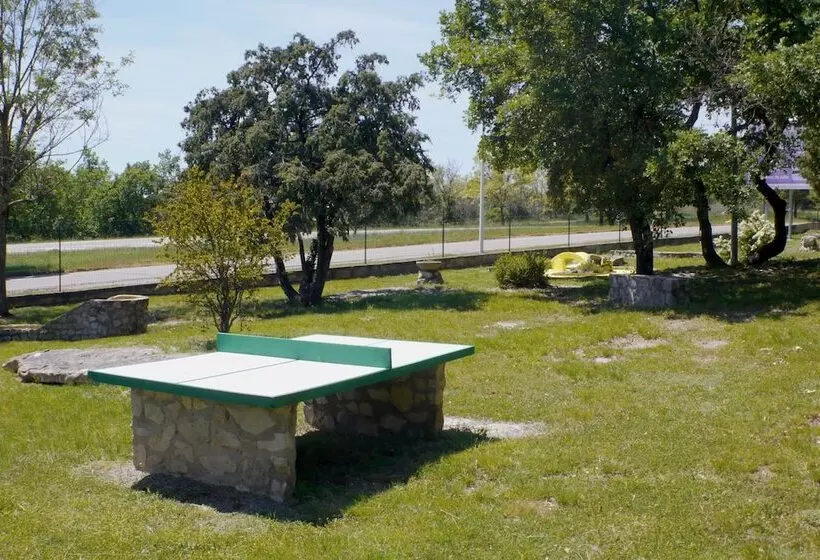 Hotelli Les Persedes Sud Ardeche