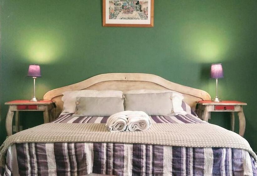 호텔 Posada Novalis Vgb