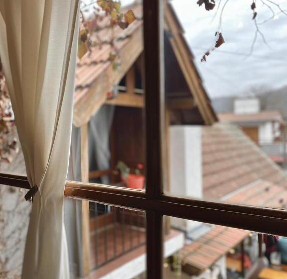 호텔 Posada Novalis Vgb