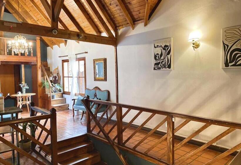 호텔 Posada Novalis Vgb