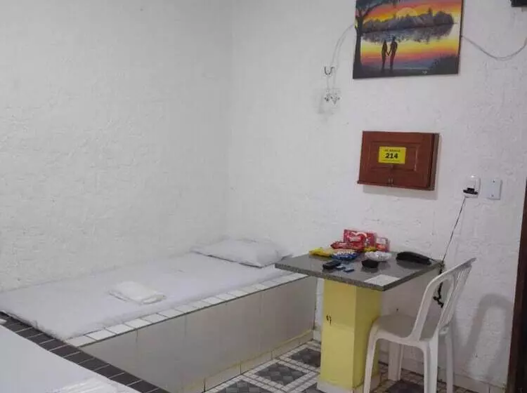 Hotelli Pousada Tropical   Adults Only