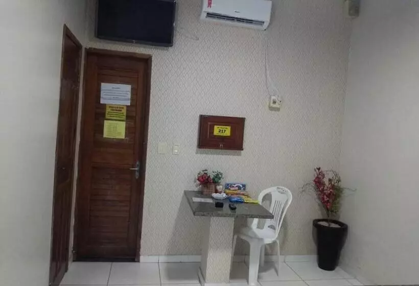 Hotelli Pousada Tropical   Adults Only