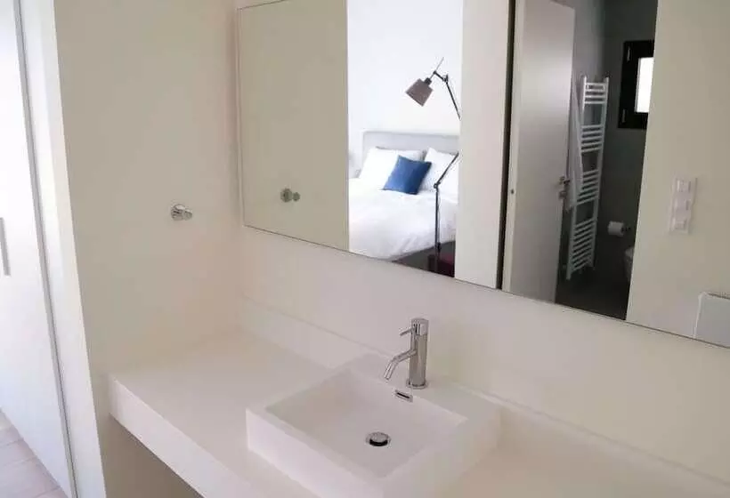 ホテル Voula Lofts