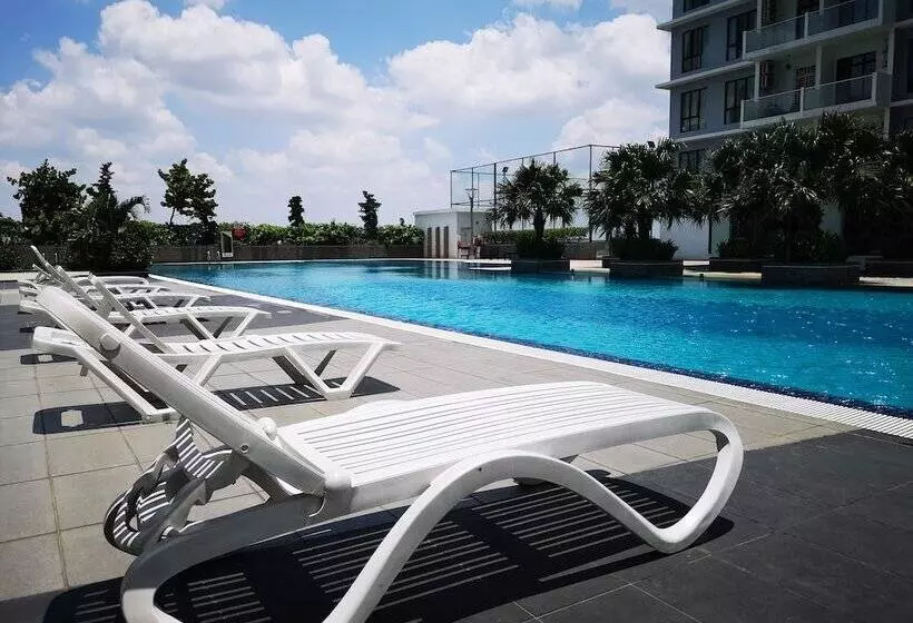 Hotelli Yoyo Homestay