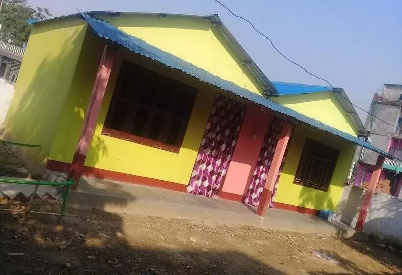 پانسیون Dreamland Cottage Restaurant Guesthouse