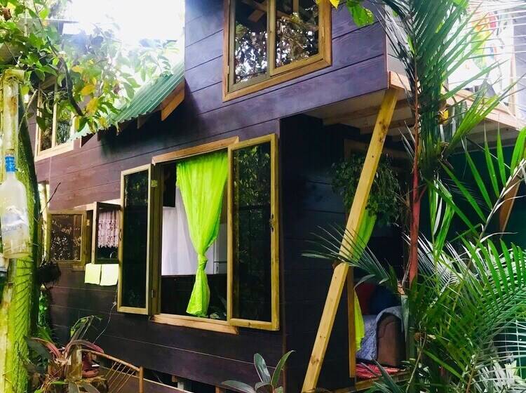 膳宿费 Guest House Pura Vida