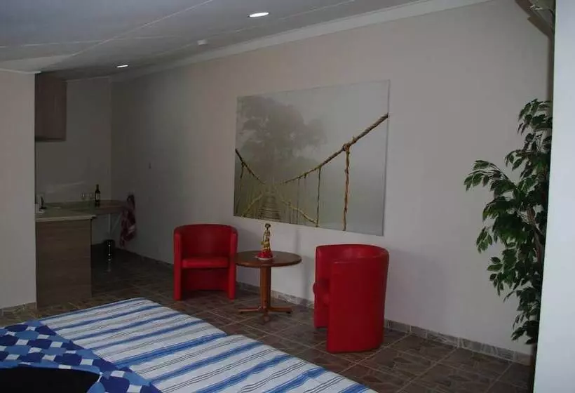 ペンション Guesthouse La Ressource