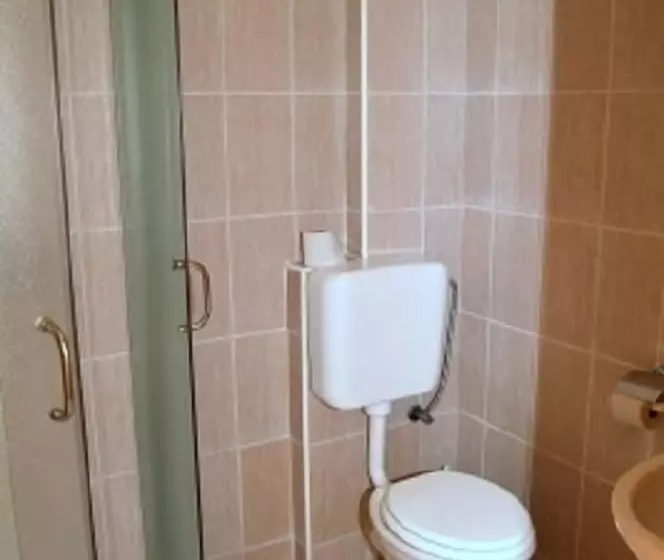 Majatalo Prenociste Denis