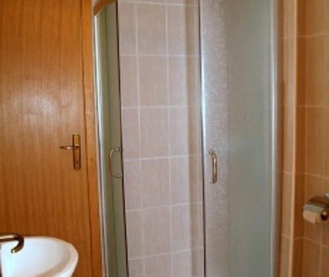 膳宿费 Prenociste Denis