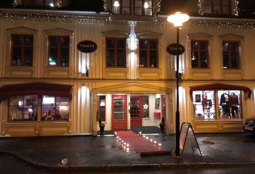 Tonys Restaurang & Pensionat