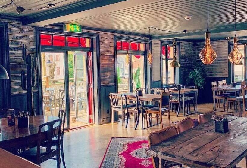 Tonys Restaurang & Pensionat