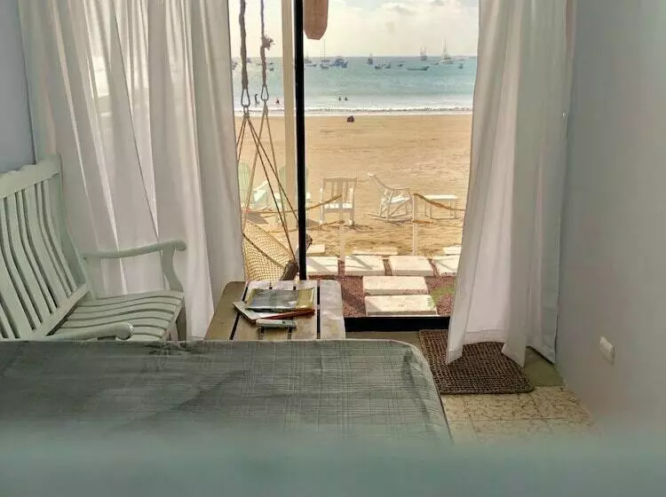 ユースホステル The Beach House Nicaragua