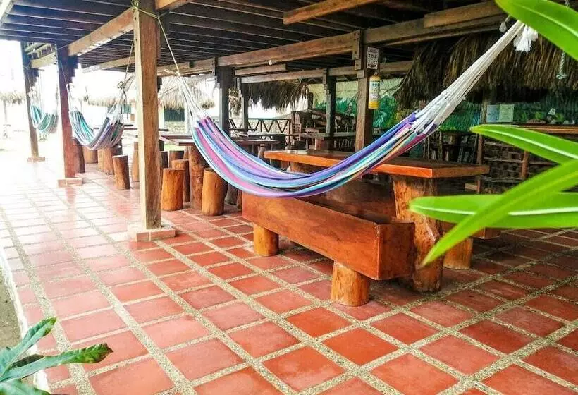 Hotelli Cabanas Praba