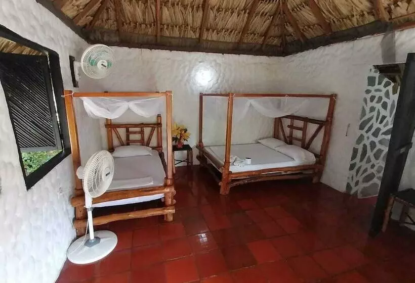 Hotelli Cabanas Praba