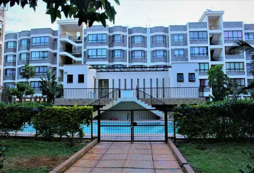 هتل Celestial Luxury Homestay