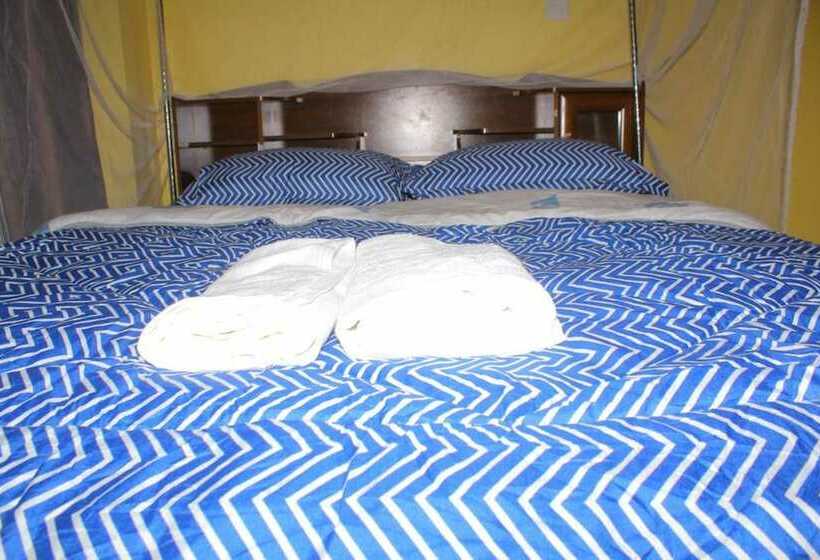 هتل Celestial Luxury Homestay