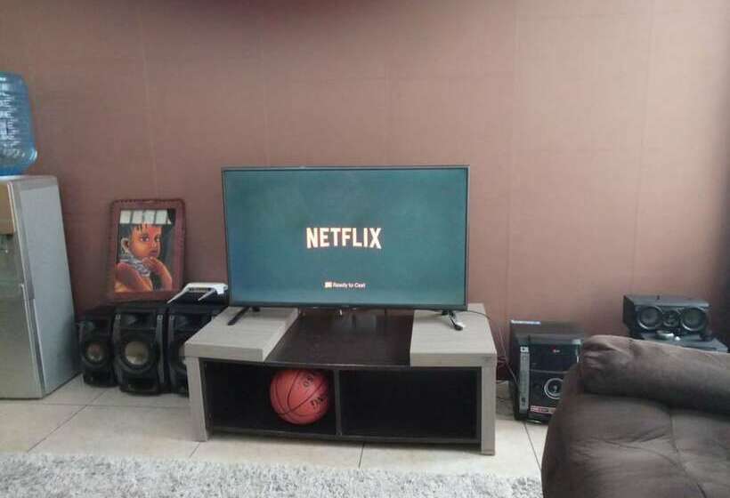 هتل Celestial Luxury Homestay