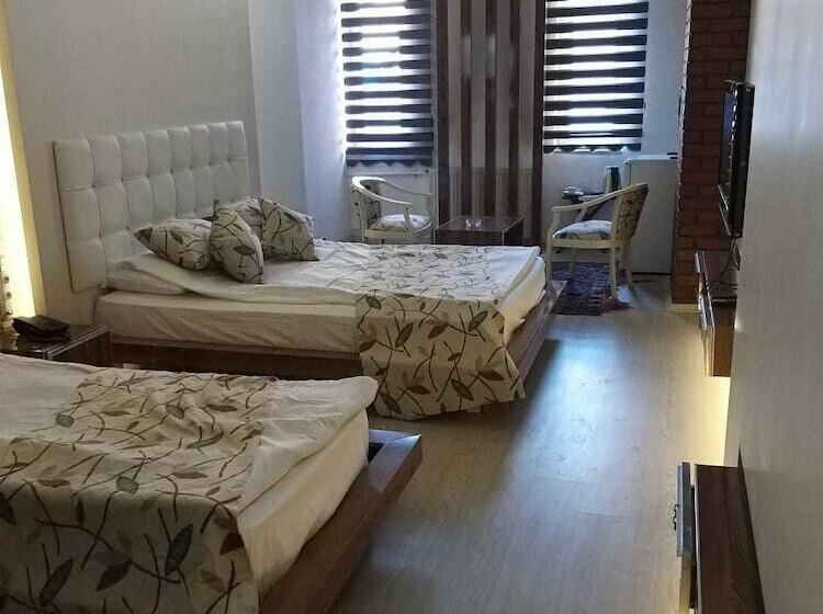 בית מלון כפרי Senler