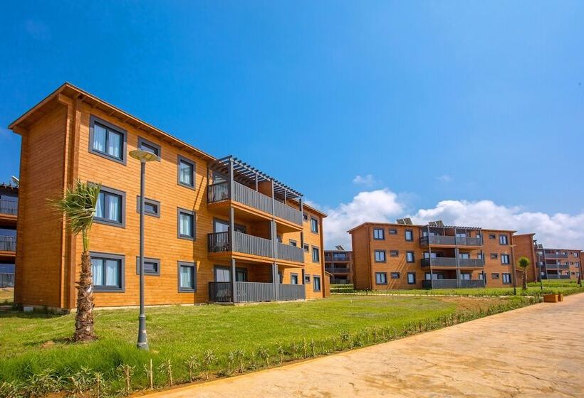 هتل Zina Beach Resort & Spa