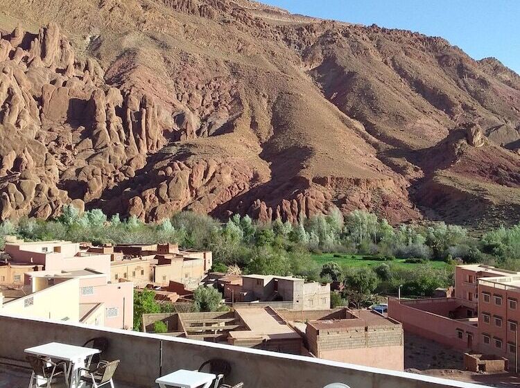 بنسيون Auberge Amazir