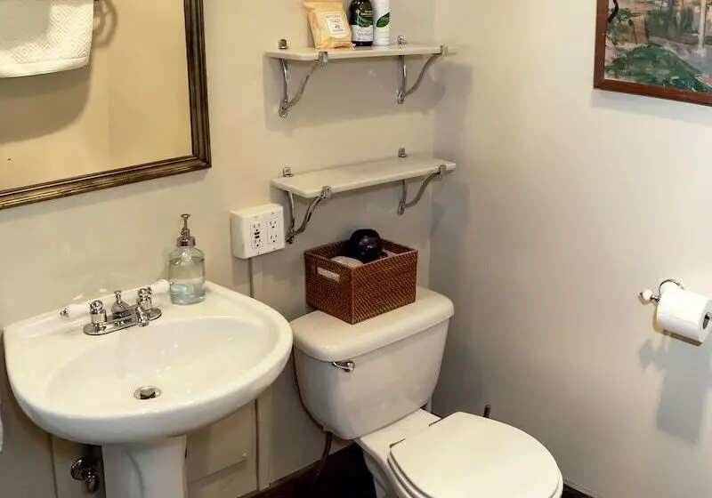 Majatalo The Stone House Inn